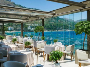 Atlantis Bay - VRetreats