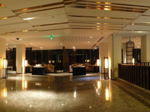 Baiyun Lakeside Hotel