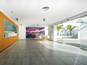 Apartamentos Blue Star