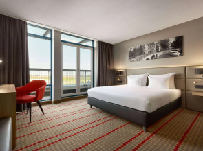 Ramada Amsterdam Airport Schiphol Hotel