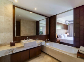 Le Grande Bali Hotel