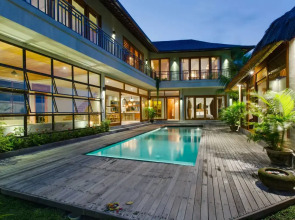ZIN Berawa Villas & Bungalow