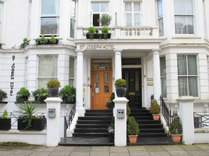 St Joseph Hotel
