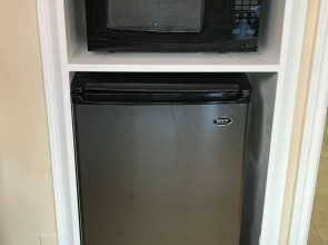 Nite Inn - Walking Distance to Universal Studios Hollywood