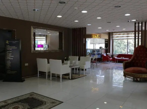 Business Grand Hotel