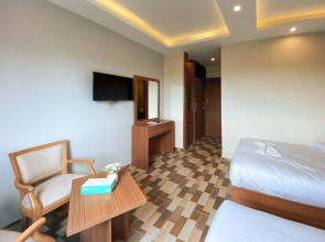 Nine Pyramids View Hotel