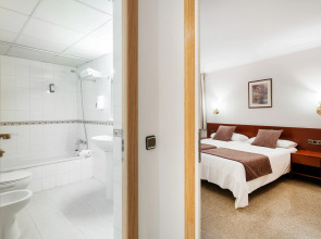 Hotel & Aparthotel Cosmos