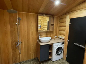 Dom u reki Villa Forza