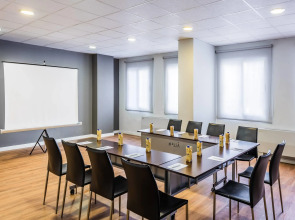 Hotel Madrid Chamartín Affiliated by Meliá