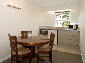 The Parnell Hotel & Conference Centre