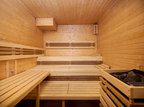 Отель Occidental Praha Five