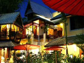 Tadkham Village, Chiang Mai