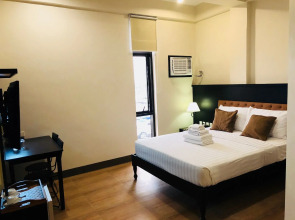 Achievers Airport Hotel