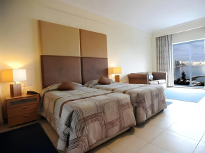 Plaza Regency Hotels
