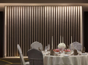 Отель NJV Athens Plaza