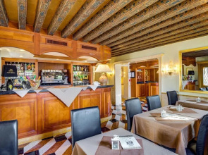 Hotel Antiche Figure