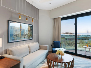 Adagio Premium The Palm