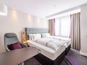 Premier Inn Cologne City Sud Hotel