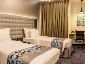 Fairway Colombo - Sri Lanka's First Hotel With Robot Technology