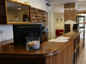 Hotel Mantegna Stazione , Mantegna Hotels