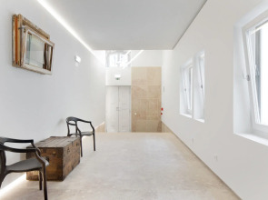 Lisbon Serviced Apartments - Ascensor da Bica