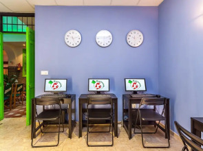 Feel Hostels City Center