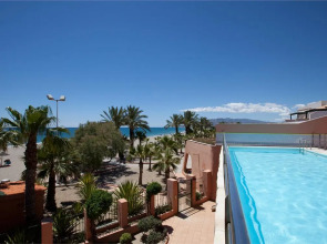 Playavera Hotel - Naturist Friendly