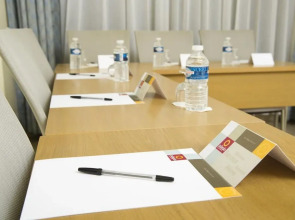 Aparthotel Adagio Paris Bercy Village