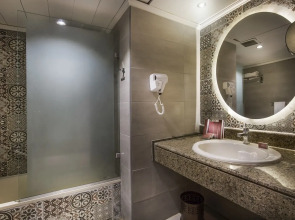 Pyramisa Suites Hotel Cairo