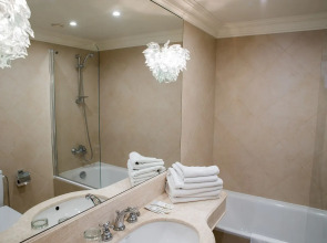 Отель «Апия»