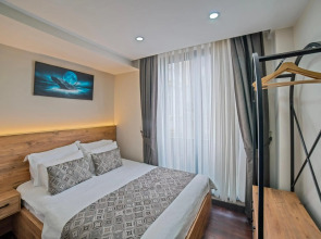 City Moonlight Apart Hotel