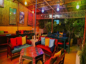 Jyoti Mahal A Royal Heritage Hotel - 5 Mins from New Delhi Railway station & 2Mins From Metro