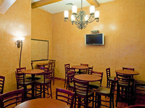 Holiday Inn Manhattan 6th Ave - Chelsea by IHG