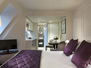 La Clef Louvre Paris by The Crest Collection