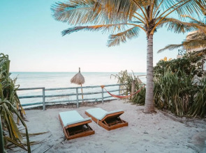 Coral Rocks Hotel & Restaurant