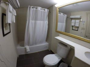 Motel 6 Elizabeth, NJ - Newark Liberty Intl Airport