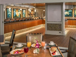 Lago Mar Beach Resort & Club