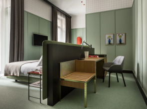 Отель Room Mate Giulia