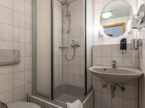 TRIP INN Hotel Schumann