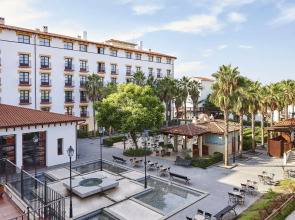 Отель PortAventura El Paso - Theme Park Tickets Included