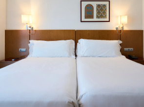 Senator Granada Hotel