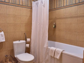 Тиссен Хаус