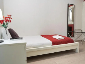 Отель BruStar Gotic-Centric