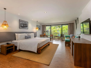 Outrigger Khao Lak Beach Resort