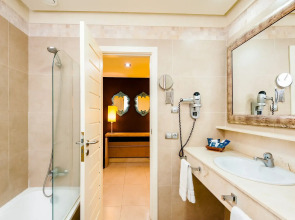 Kn Hotel Arenas del Mar - Adults Only