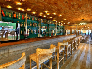 Thaproban Pavilion Resort & Spa