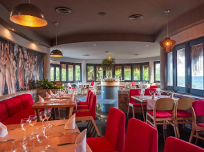 The Reef Playacar Beach Resort & Spa