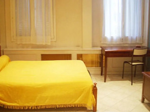 Hipotel Paris Belleville Gare de l'Est