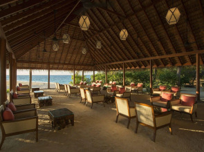 Отель Summer Island Maldives