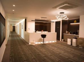 Mipo Oceanside Hotel